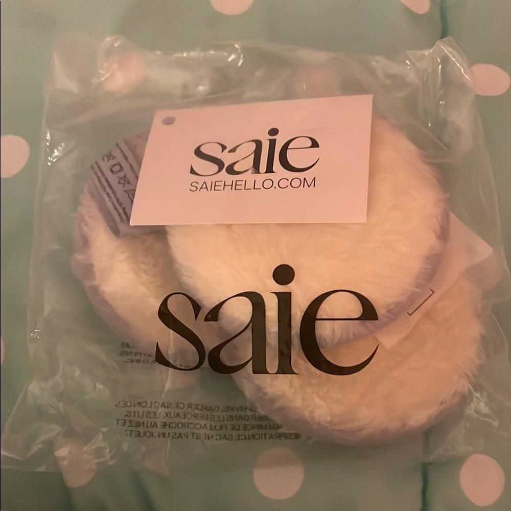 Saie White Makeup Remover Pads